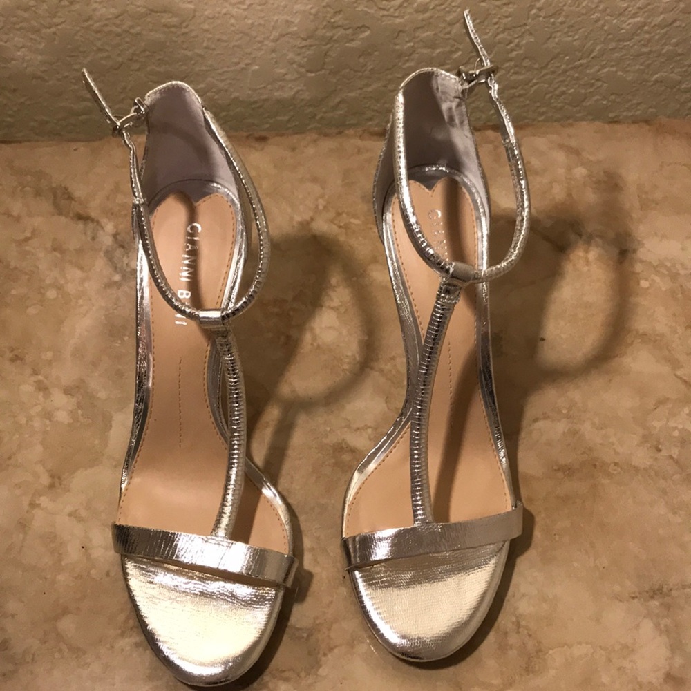 Sandals by Gianni Bono.  Size 9.